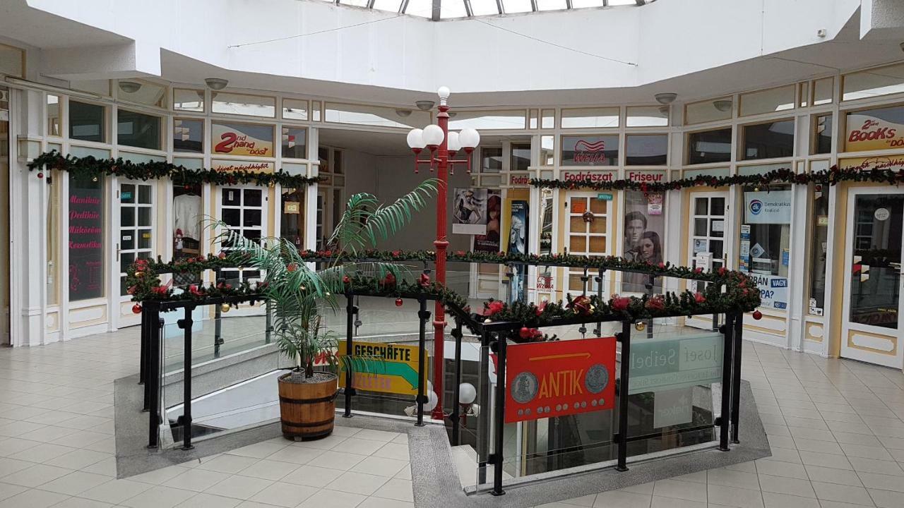 Basement Atrium Apartman Lejlighed Keszthely Eksteriør billede